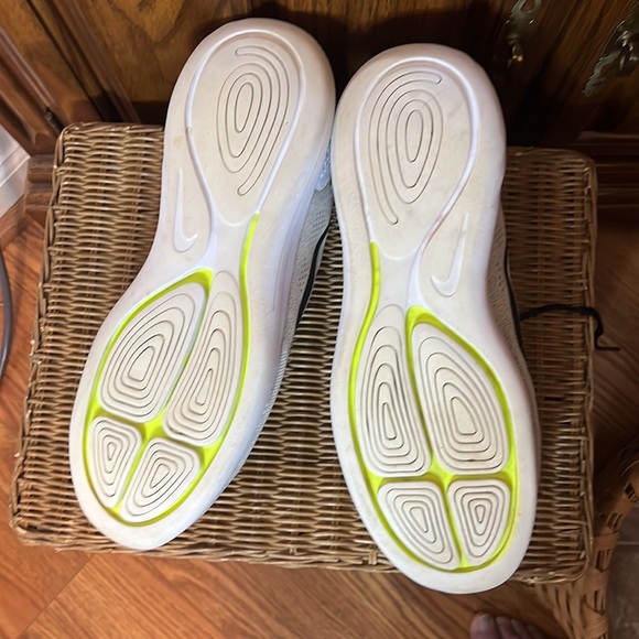 NIKE LUNARGLIDE 8 WHITE MESH ATHLETIC SHOES WITH INSIDES & STRINGS BLACK VGUC - Picture 8 of 12